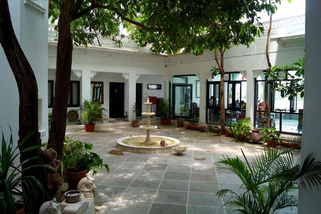 Karohi Haveli - A Heritage Hotel Udaipur Exterior photo